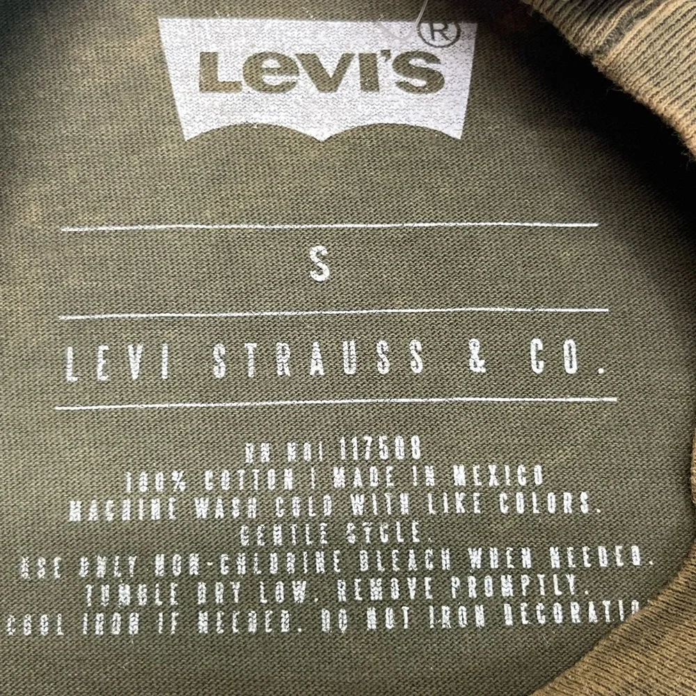 Levi's Graphic Tee Mens S Army Green W/Gold Accents‎ Cotton Outdoor Gorpcore